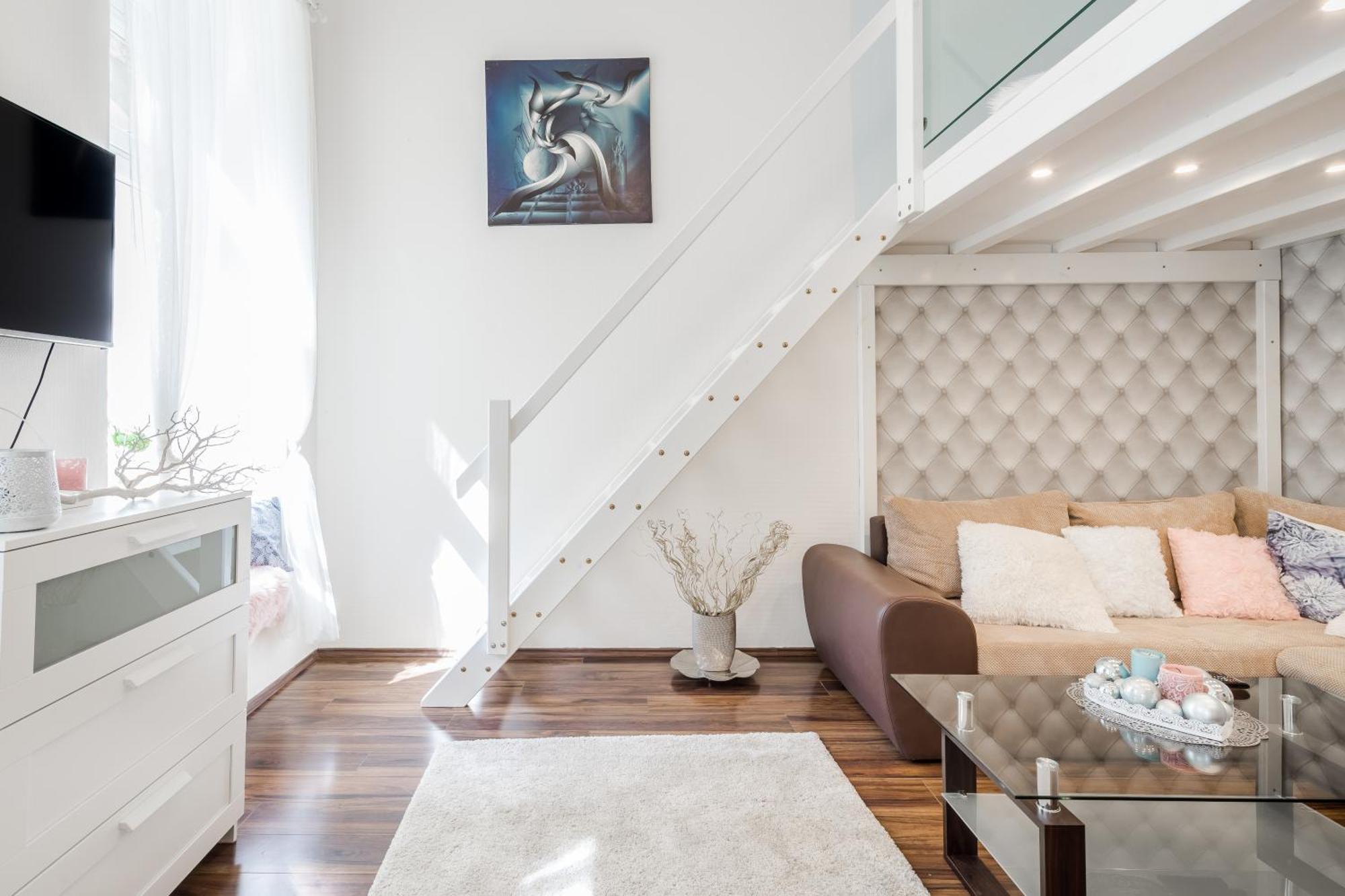 Bpr Stylish Mosaic Home With Terrace 布达佩斯 外观 照片